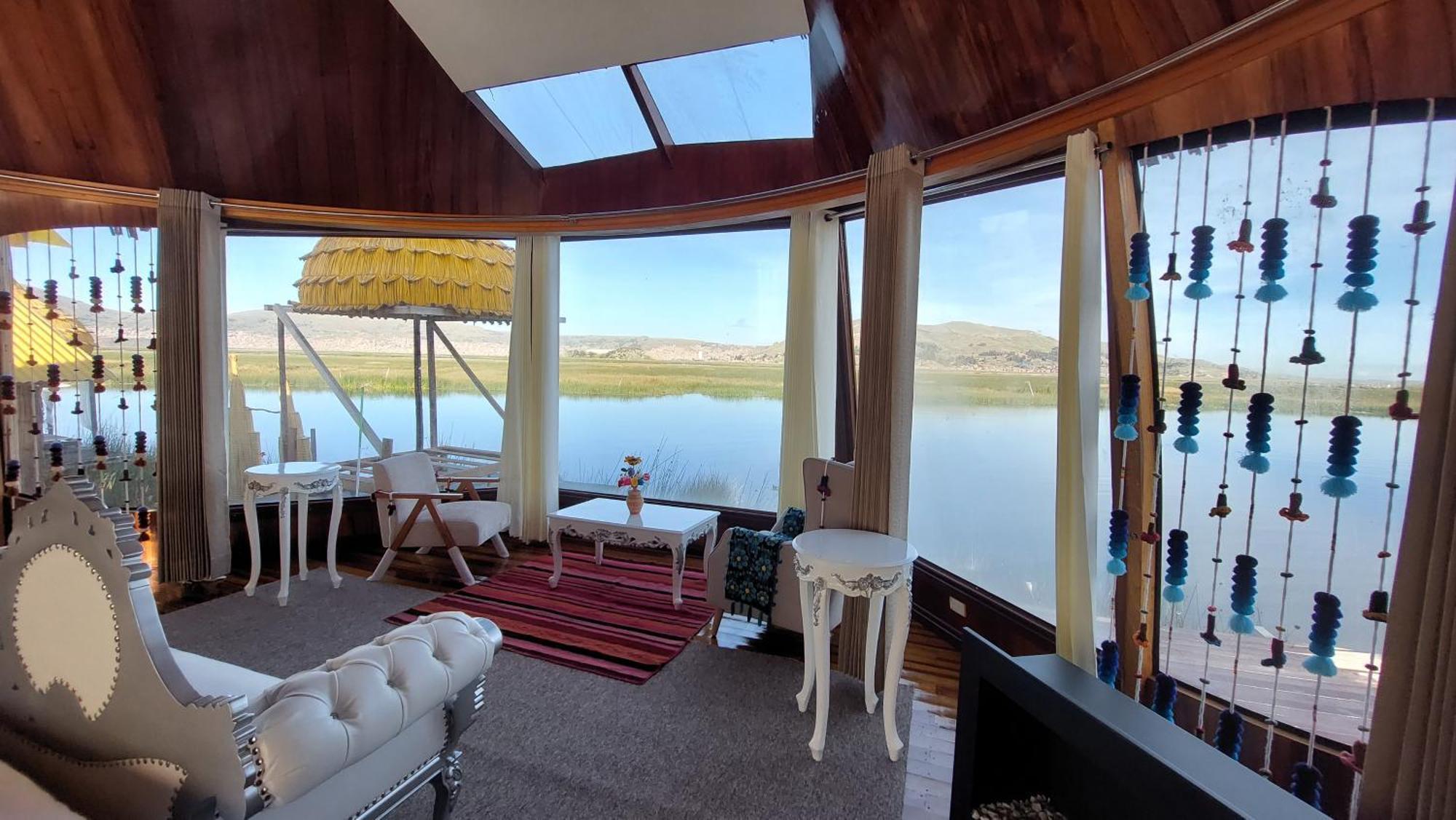 Uros Lodge Peru 푸노 외부 사진