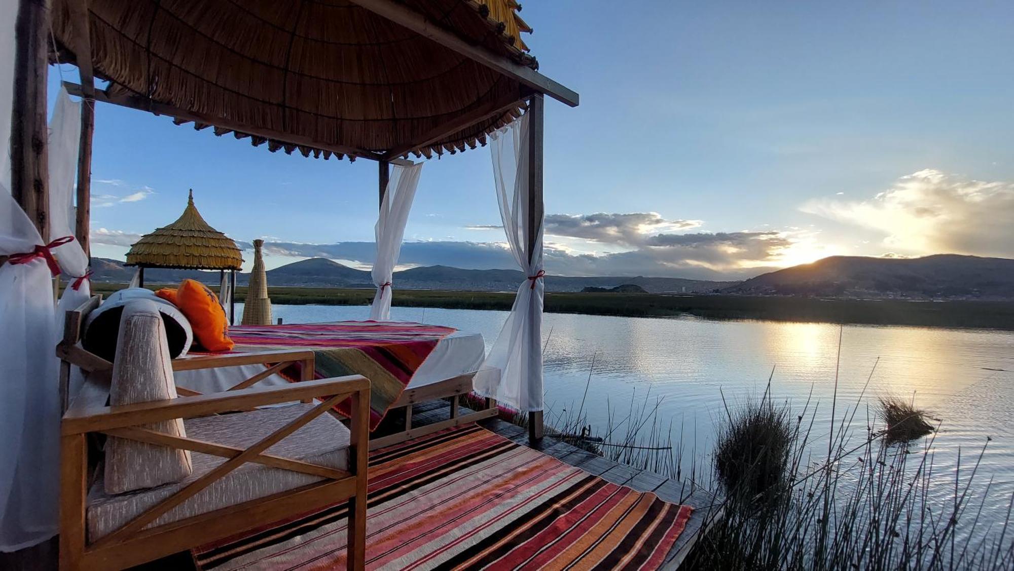 Uros Lodge Peru 푸노 외부 사진